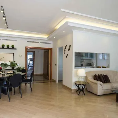 Lujo, Amplio, Comodo Apartment Marbella
